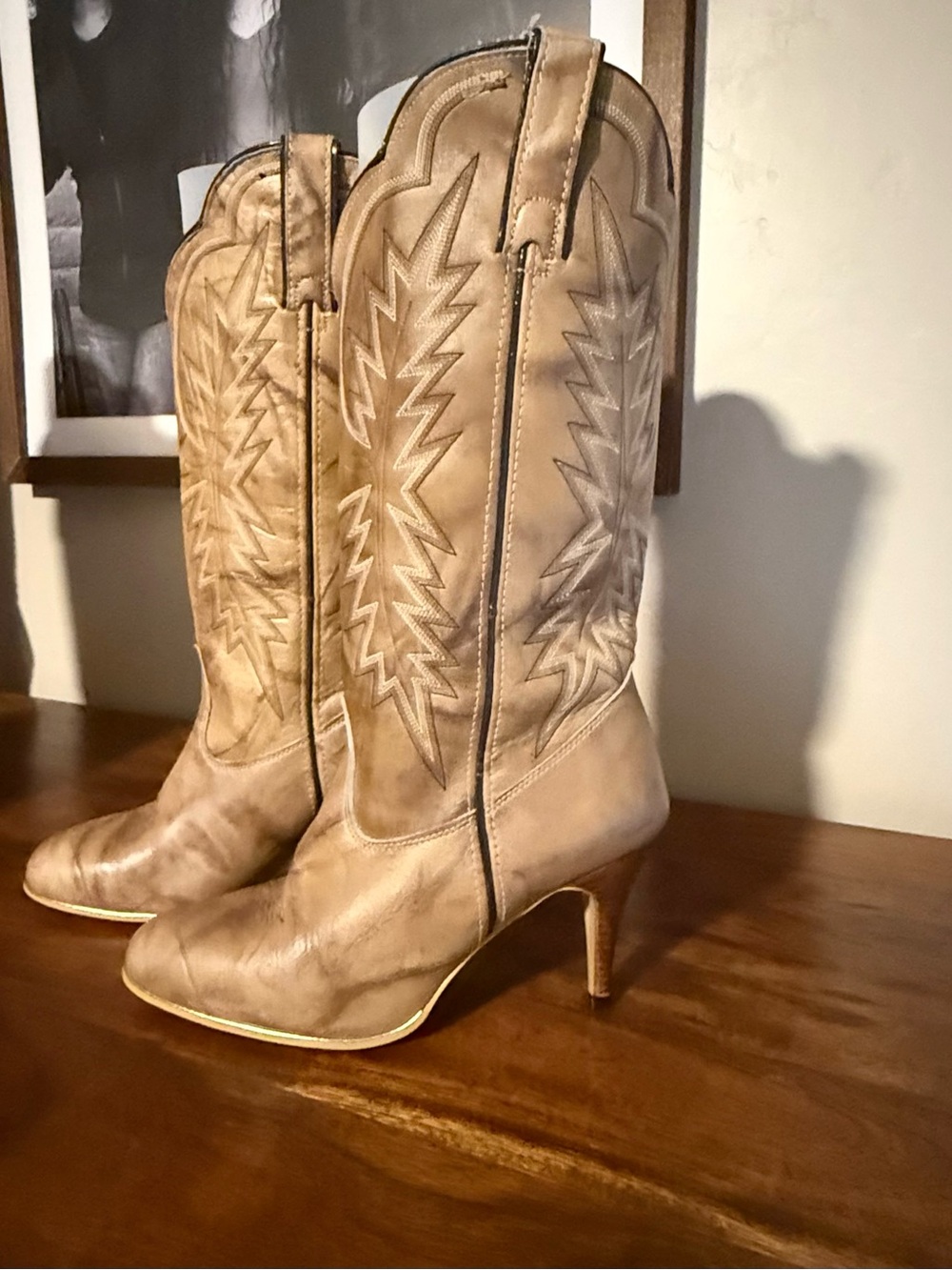 Vintage Jeenz heeled cowboy boots sz 9.5